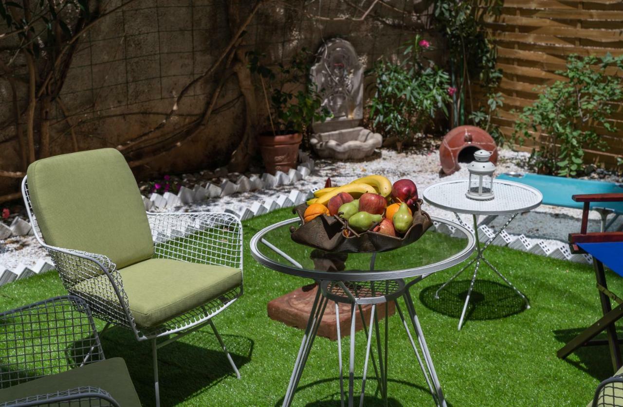 Acropolis Koukaki Loft Private Garden Apartment เอเธนส์ ภายนอก รูปภาพ